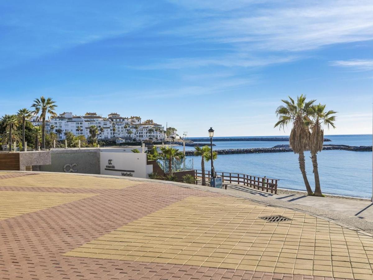 Apartamento De 2 Dormitorios En Playas Del Duque Marbella Exterior foto