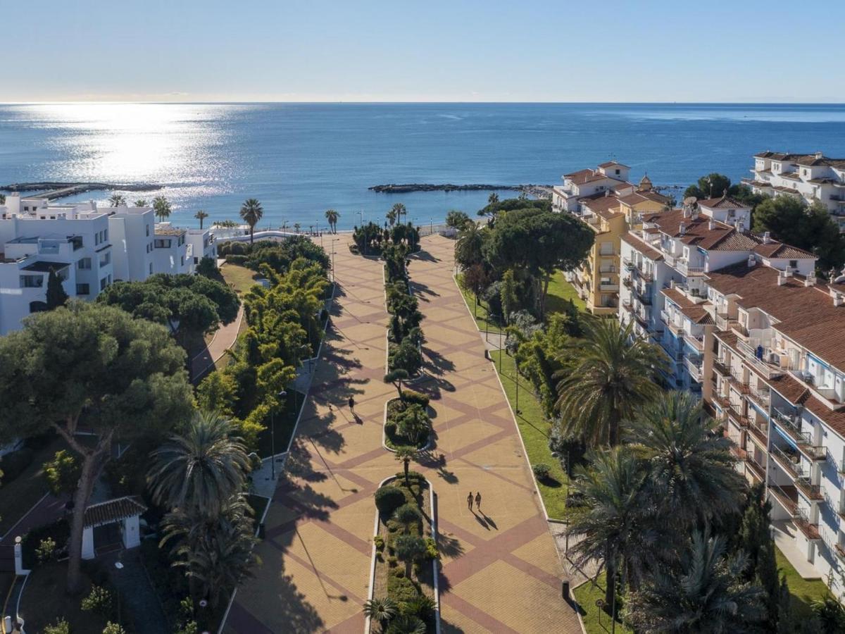 Apartamento De 2 Dormitorios En Playas Del Duque Marbella Exterior foto